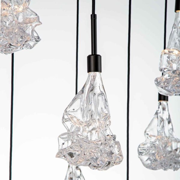 Blossom LED Linear Multi Light Pendant Light For Sale